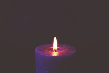 Violeta svece